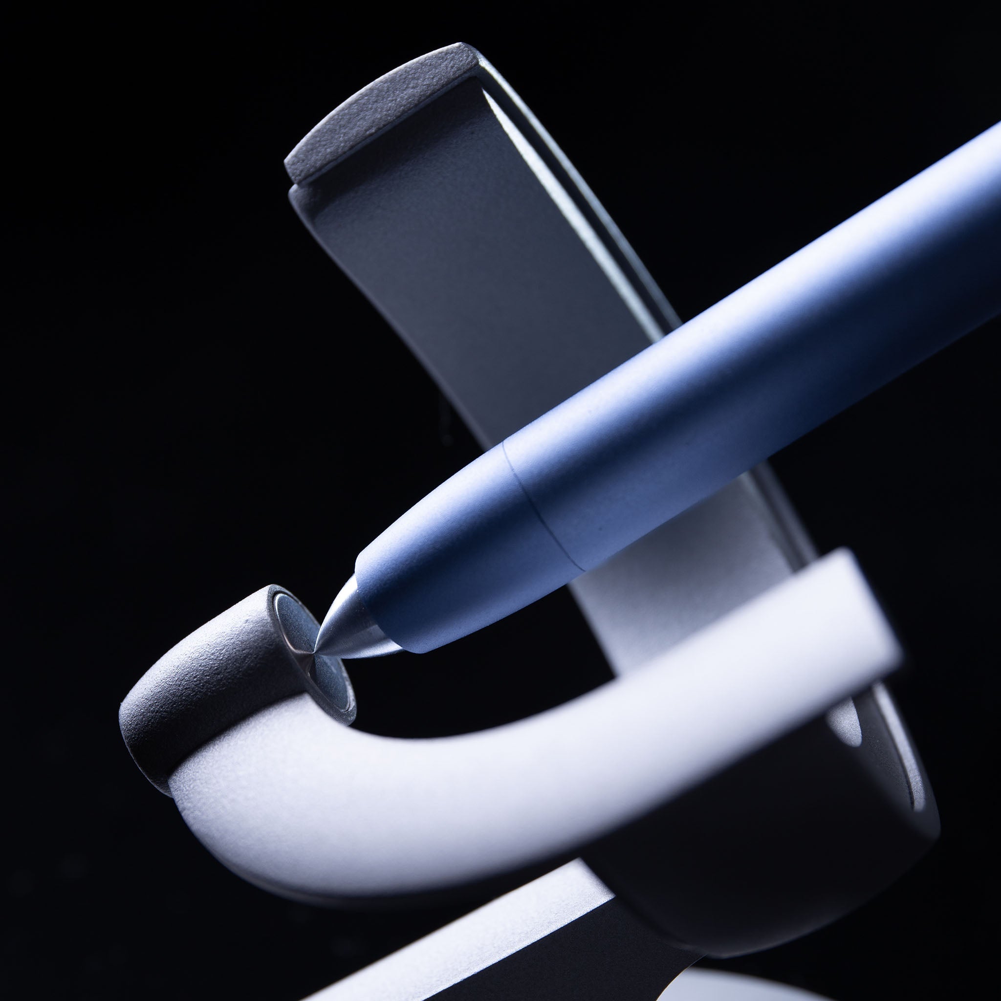 Luxurious Fountain Pen - Hoverpen Future by novium